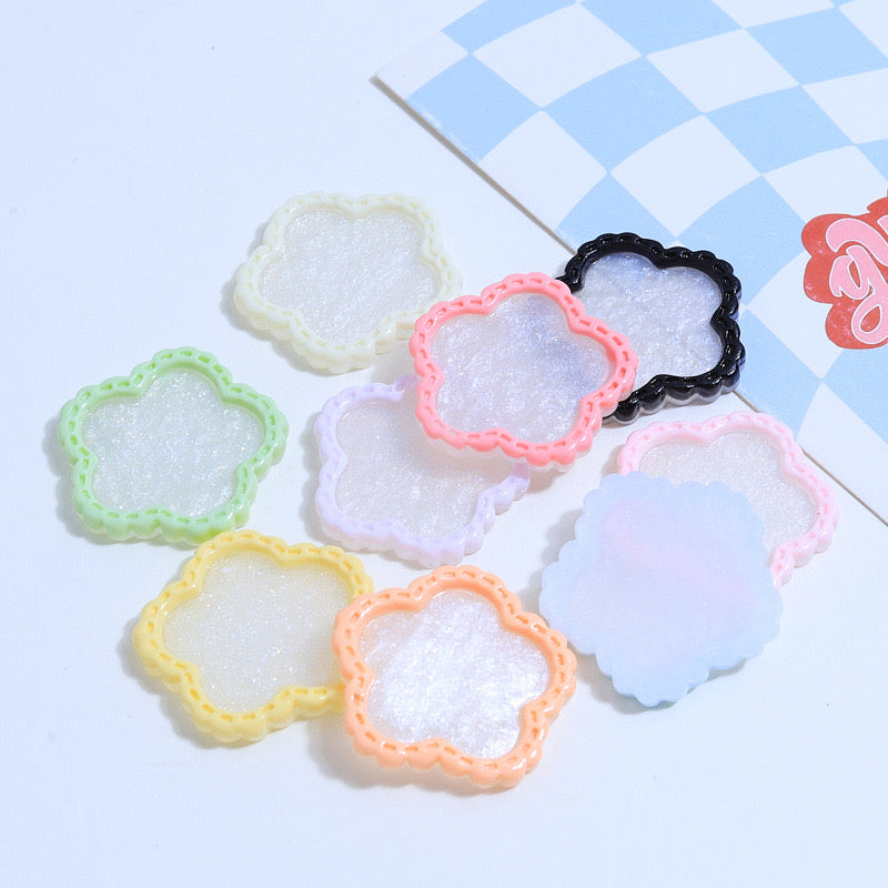 Flower shape resin accessories