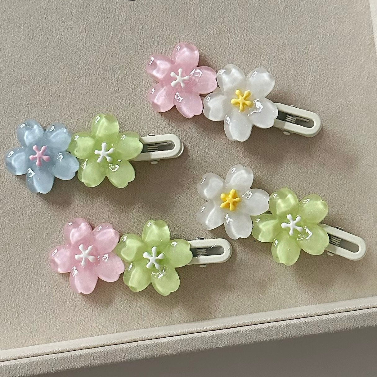 Flower resin accessories