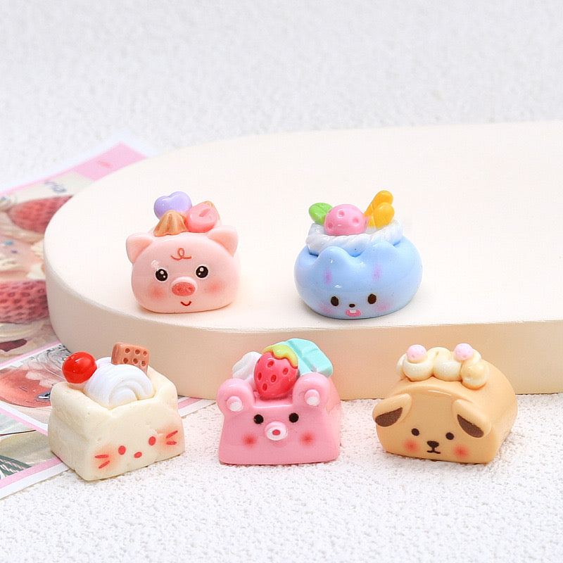 Bear cake resin cartoon charm