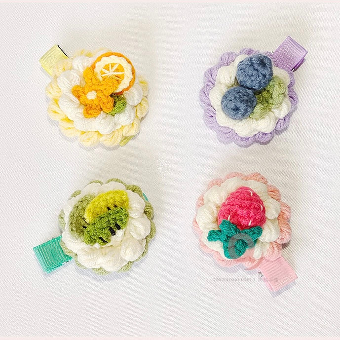 Knitted handcrafted hairpins