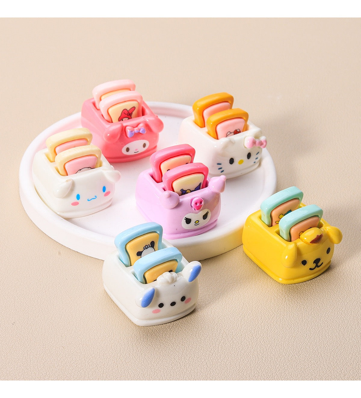 Resin cartoon bread maker