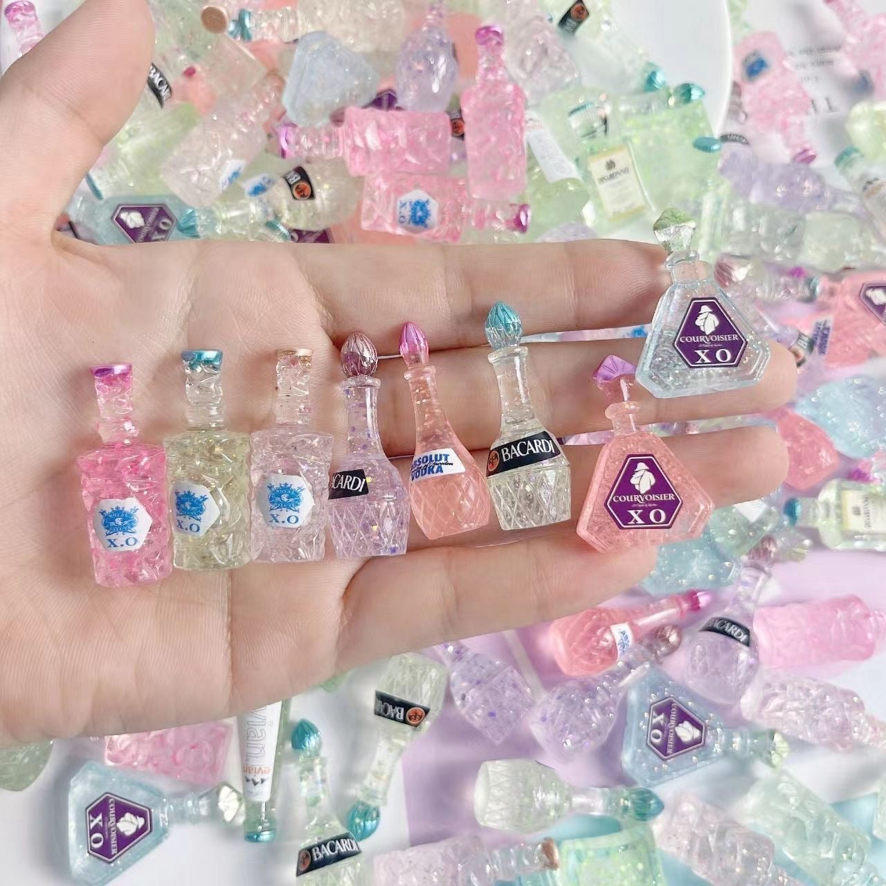The charm of luminous mini bottle resin