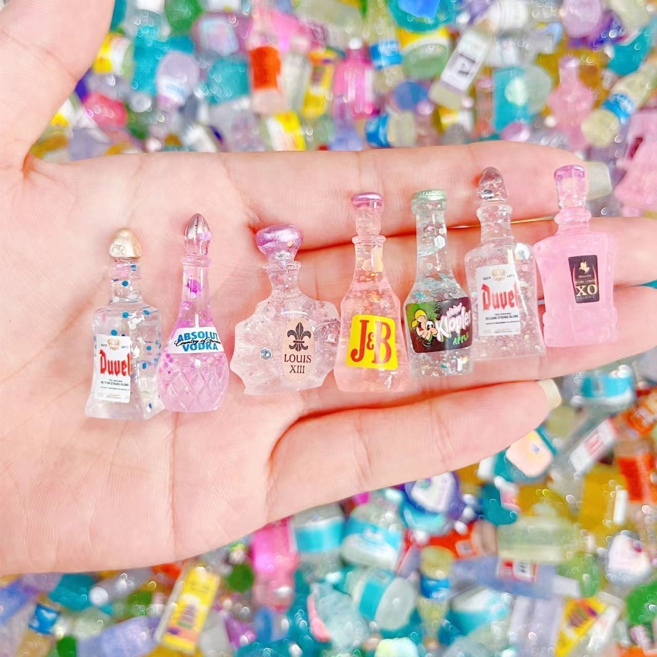 The charm of luminous mini bottle resin