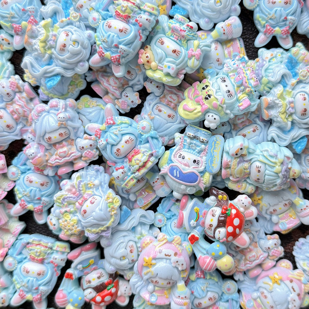 Selected resin cartoon charm mix